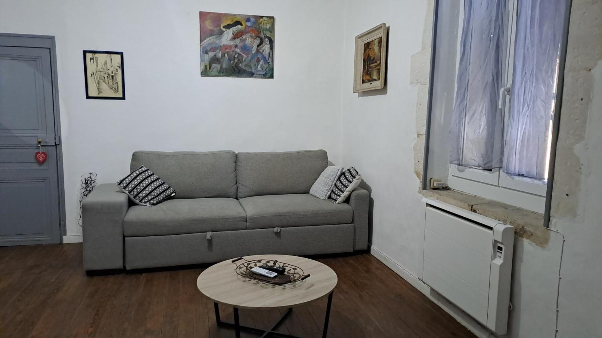 Pres Du Port -Lsm30Conciergerie- Villa Saint-Gilles  Room photo
